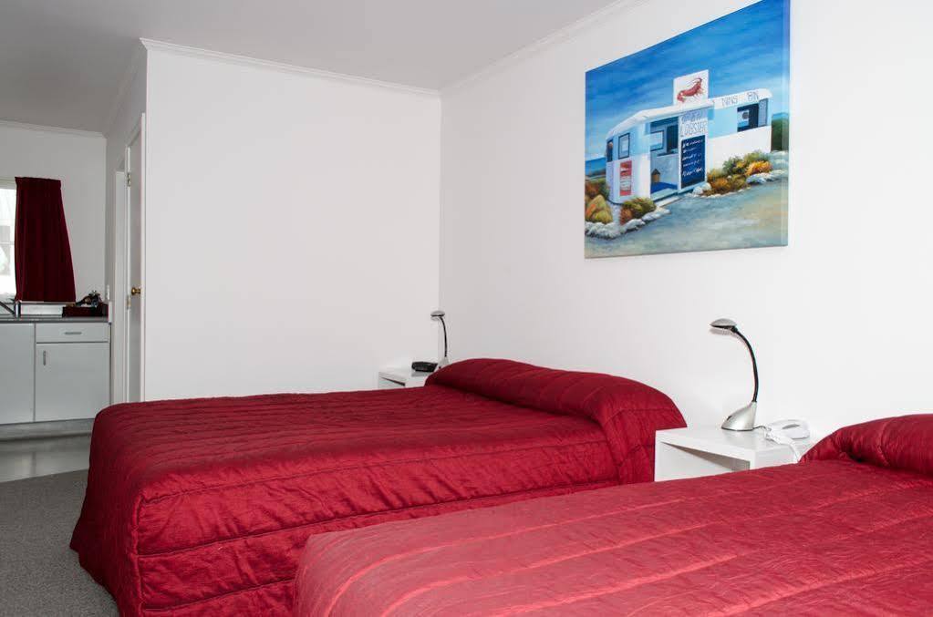 Settlers Motor Lodge โลเวอร์ฮัท ภายนอก รูปภาพ